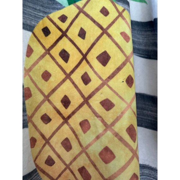 LIZ pineapple beach towel - Picture 4 of 12